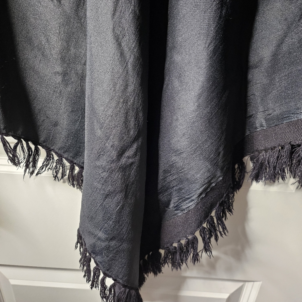Embroidered Poncho Black Boho Fringe Hem Oversized Festival Top Bohemian Artsy - Picture 13 of 14